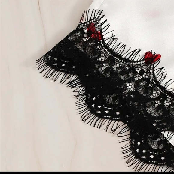 2pc Set- Lace heart lingerie pajama set-Large - Picture 11 of 11